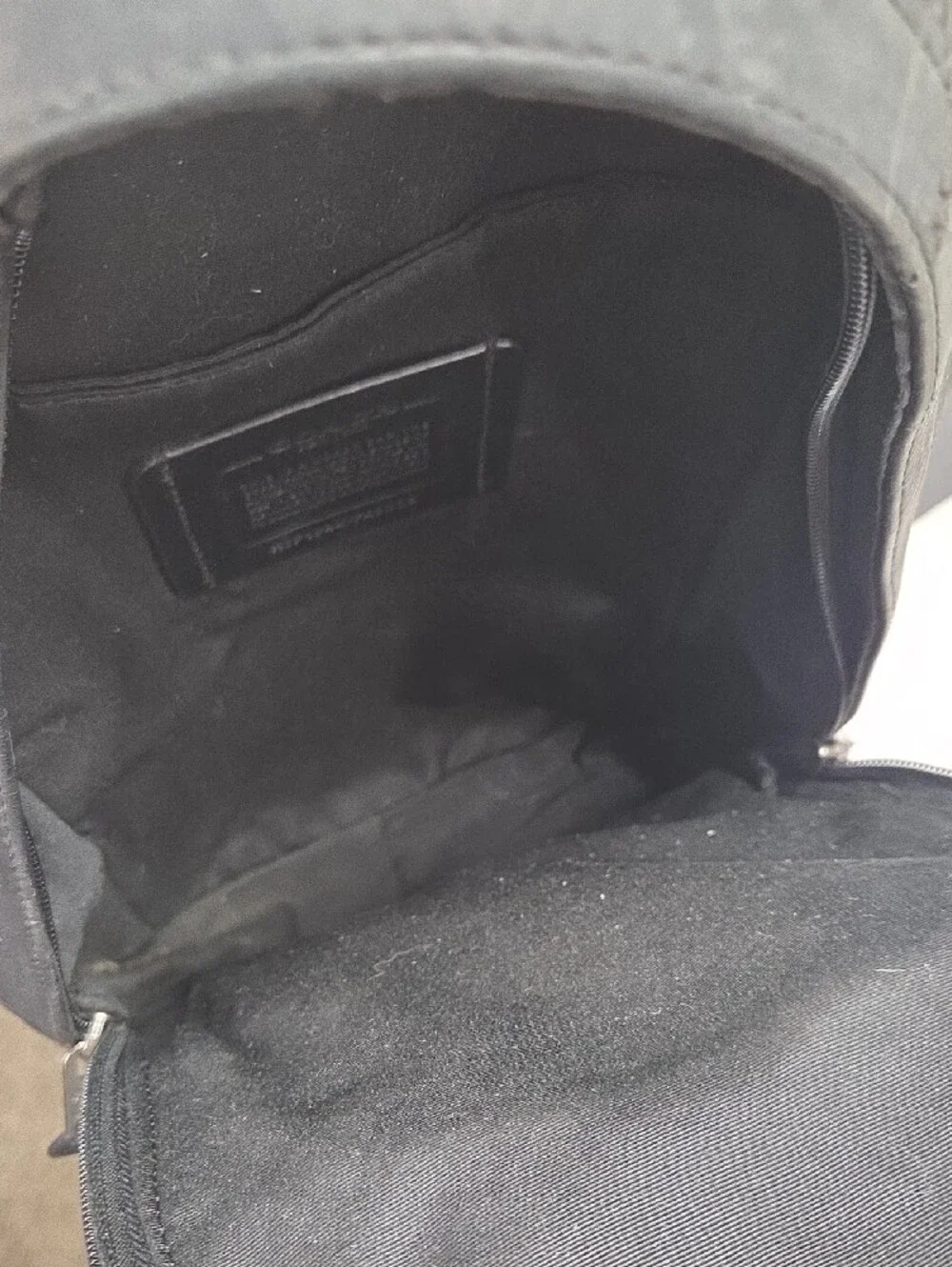 Coach Mens Black Leather Houston Sling Pack With Baseball Stitching